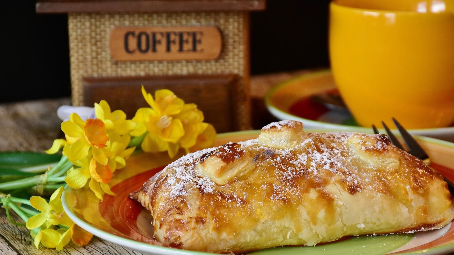 Genuss zu jeder Tageszeit - ... mit Kaffee und Kuchen in den Cafès