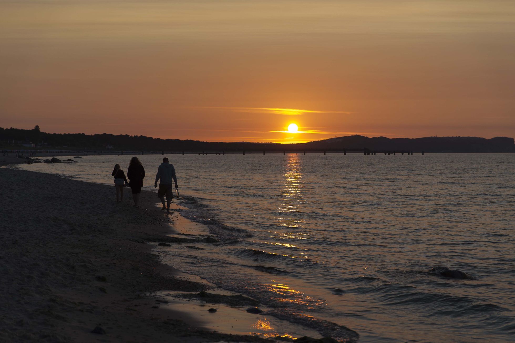 Nichtraucher-, Hunde- & Badestrand  - 24 Strandzugänge auf einer Länge von ca. 1,5 Kilometern ...