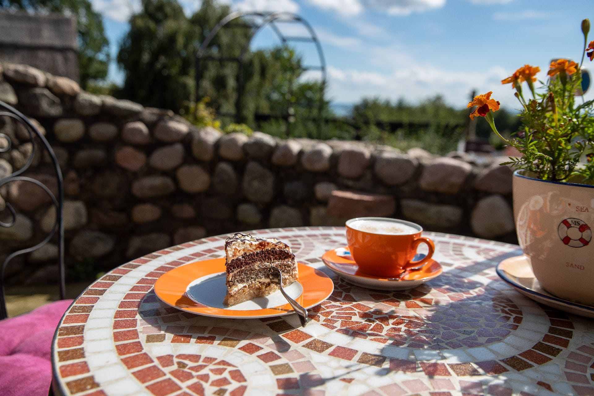 Vickys Gartencafé